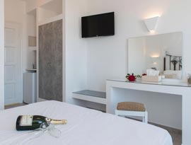 Δίκλινο δωμάτιο στη Σίφνο