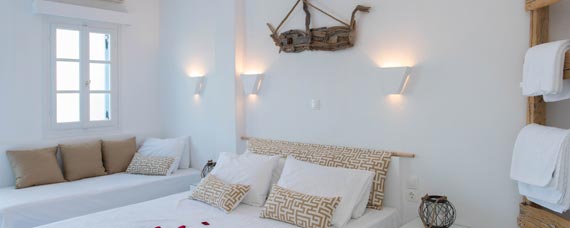 Ενοικιαζόμενα καταλύματα το Μαρώ στη Σίφνο - Τρίκλινα δωμάτια