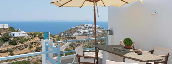 Βεράντα με θέα στη θάλασσα και στο Κάστρο